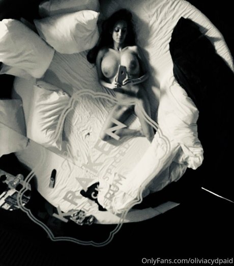 oliviacydpaid estrella porno exclusiva imágenes