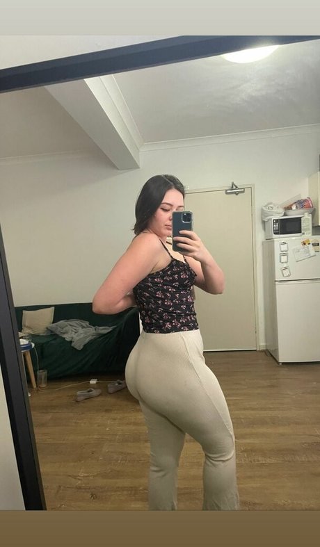 Shutupmichaelaa model xxx pics