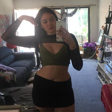 Shutupmichaelaa model adult img
