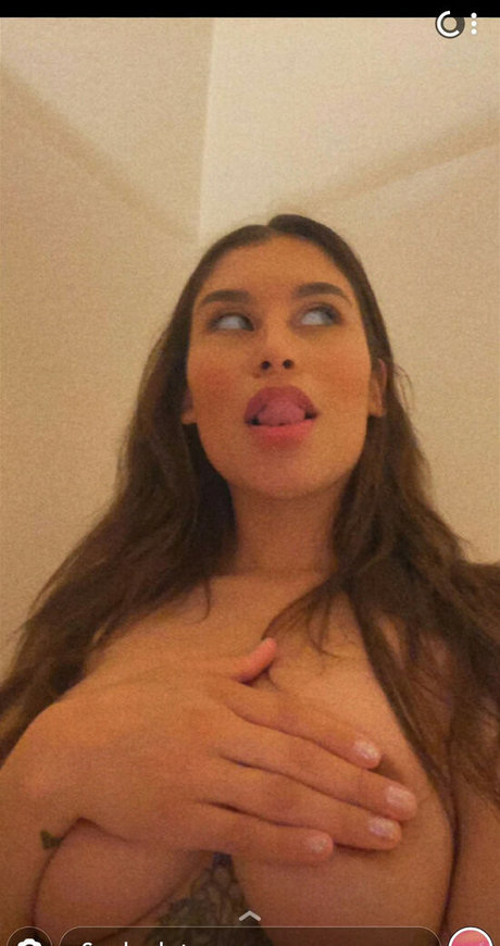 Espe ASMR model naked photo