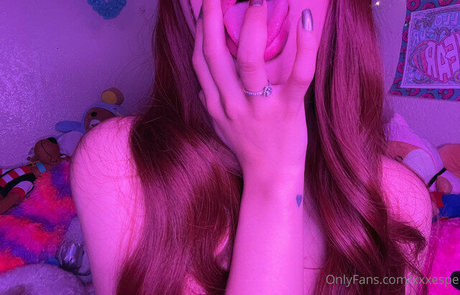 pale teen onlyfans hot nude images