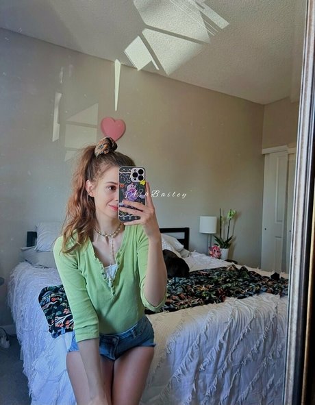 ashbaileyyy pretty pornstar gallery
