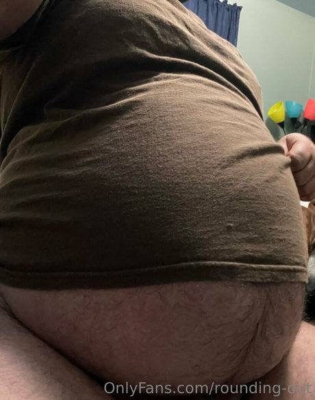 rounding out nude star image