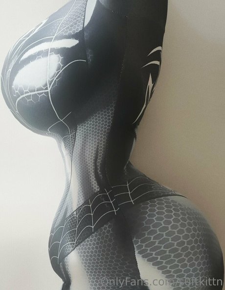 Soft kittn actriz erótica recopilación