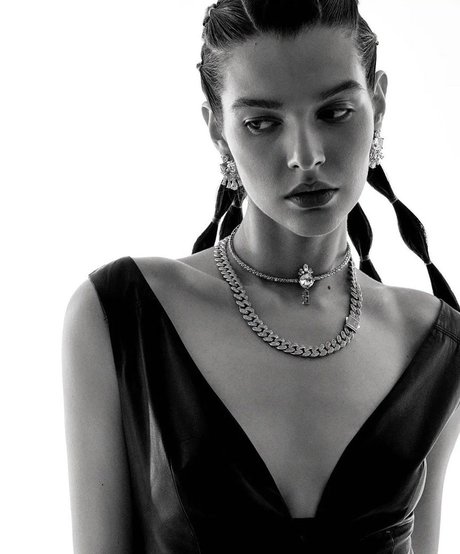 Sasha Zotova estrella porno de arte imagen