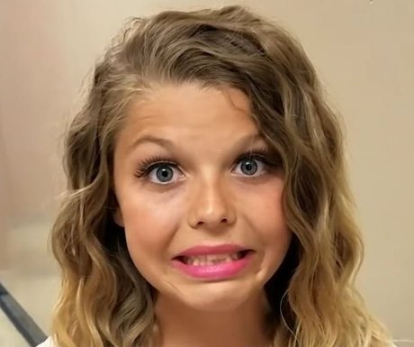 Corey Maison estrella pornografica fotos