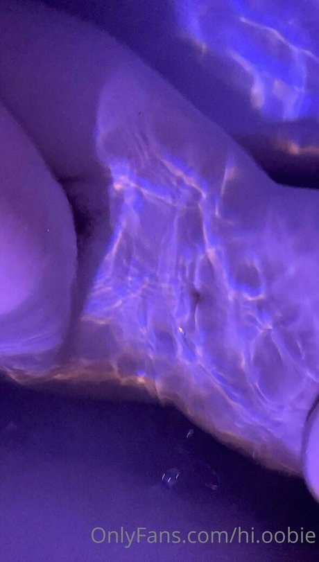 Hioobs modelo libre galería