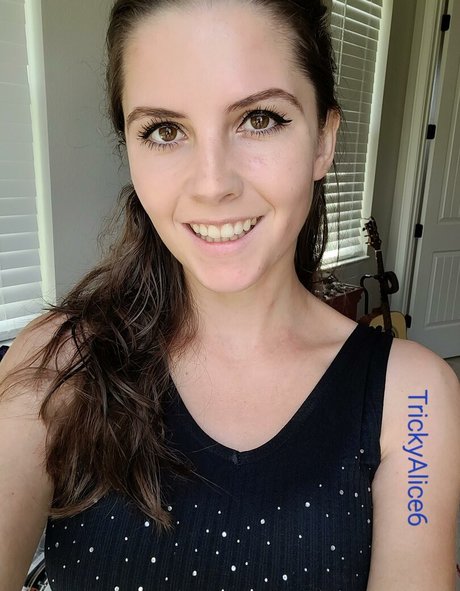 Trickyalice6 pornstar high quality picture