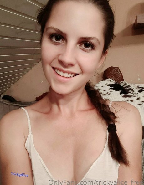 Trickyalice6 free actress photo