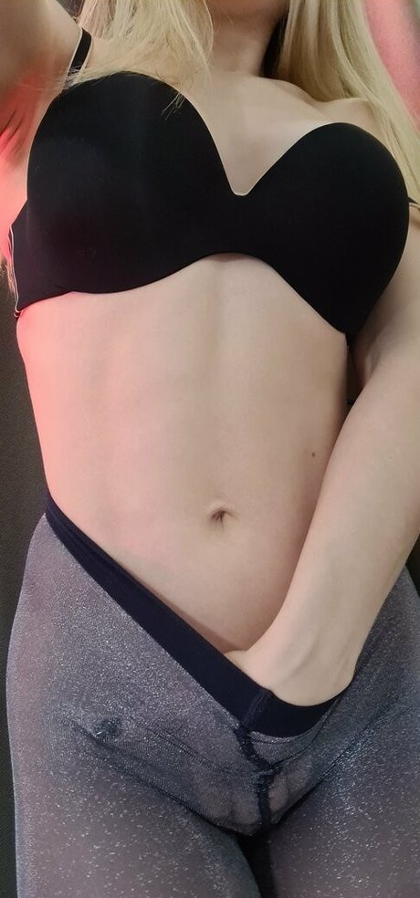 bubbledream model nude pics