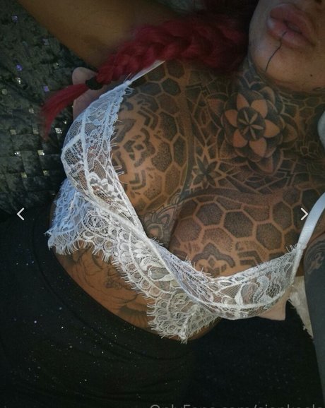 Sian Keela model porn picture