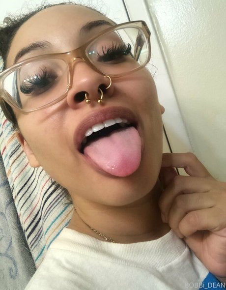 Bobbi dean pornstar sexy photo