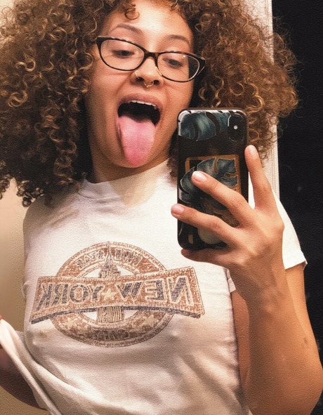 Bobbi dean buena actriz galerías