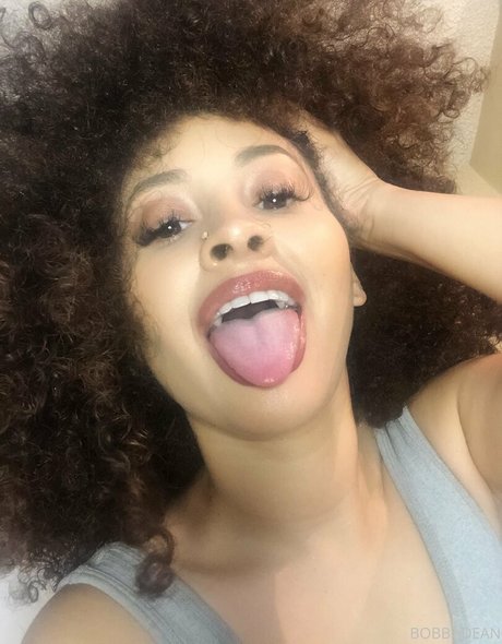 Bobbi dean estrella atractiva imagen