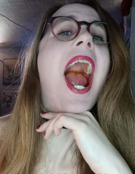 didistarshot erotic star pic