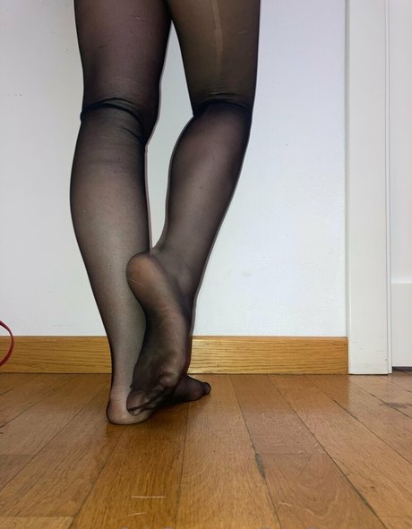 fairyfeetsisters belle actrice collection