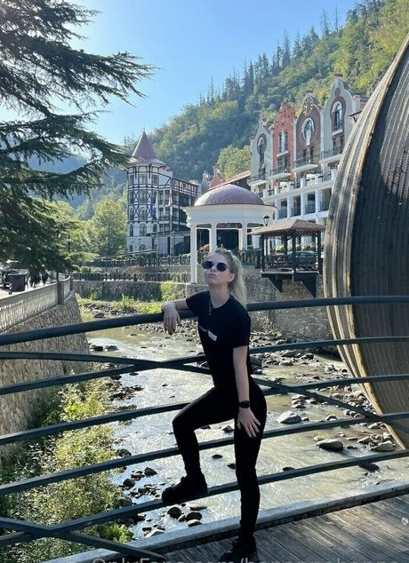 banannahanna actriz de desnudos fotos