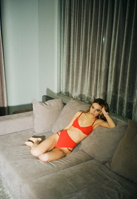 emilypoker star du porno belle galerie