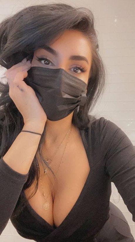 Mynameiszaraaa sexy pornstar pictures