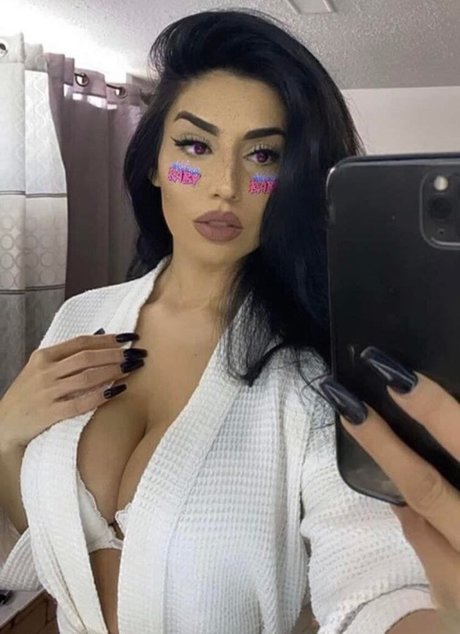 Mynameiszaraaa pornstar picture