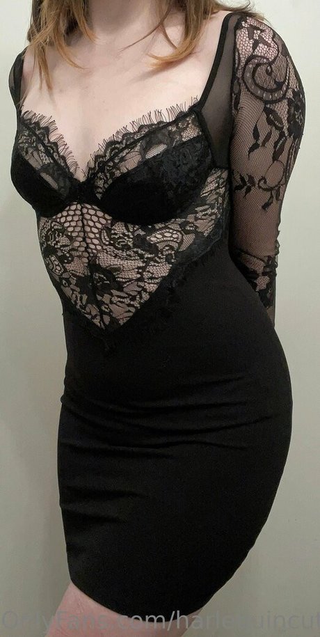 harlequincutie star top img