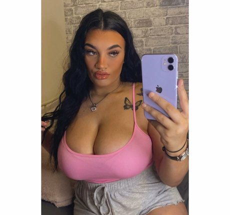 Chloe Ann Whitham porn star pictures