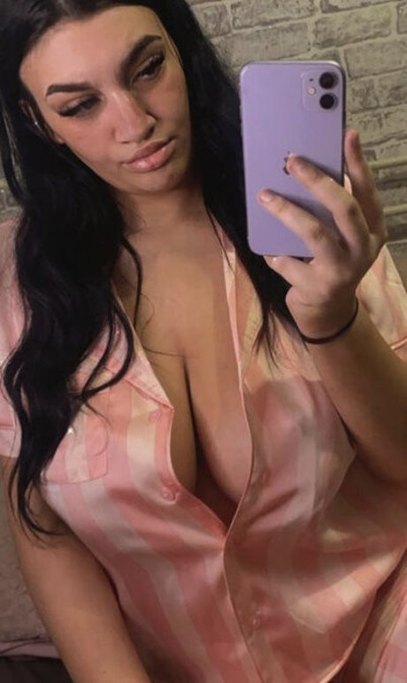 Chloe Ann Whitham pornstar exclusive picture