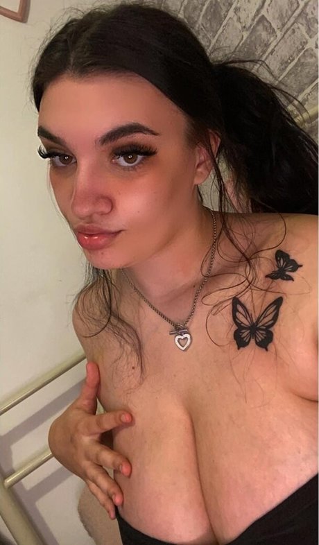 Chloe Ann Whitham hd star picture