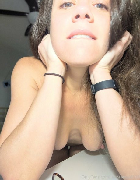 laurawould123 estrella exclusiva imágenes