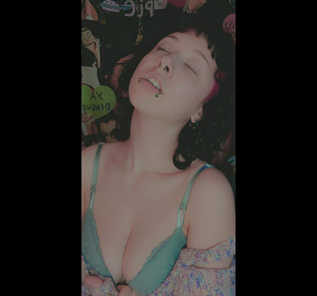 misspeachtea1 modèle nu image