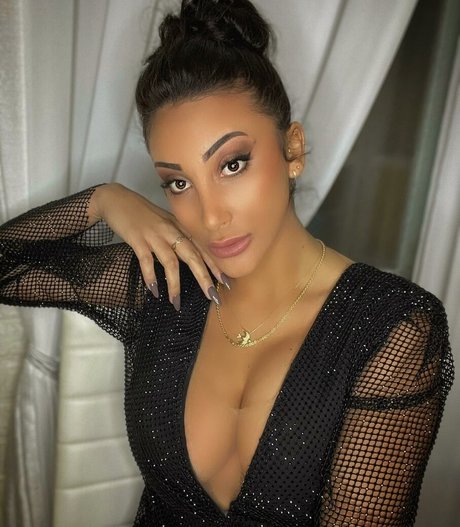 Chen Levi sex pornstar photos