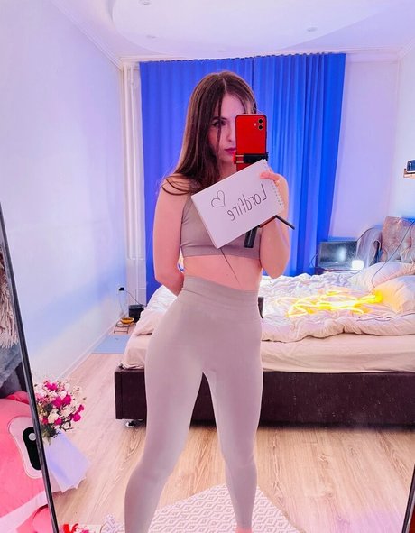 Tangerin Asmr top model image