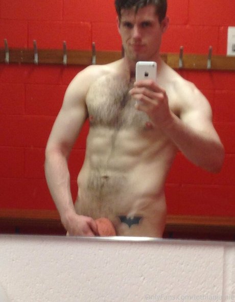 lothianjamie model naked img