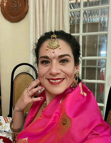 hathayogasoulsexyfeet jolie actrice archive