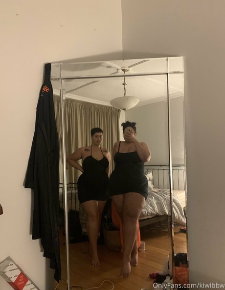 kiwibbw sexo modelo galería