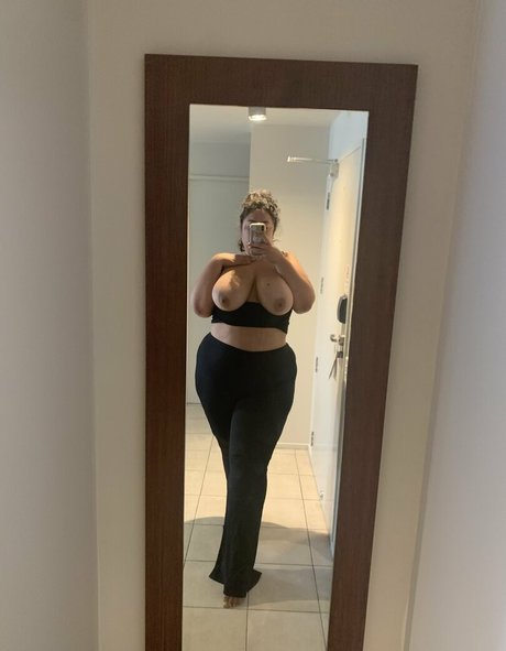 kiwibbw pornstar nudes gallery