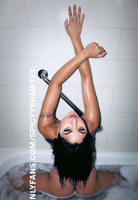 jessicababy13101 modèles nus photo