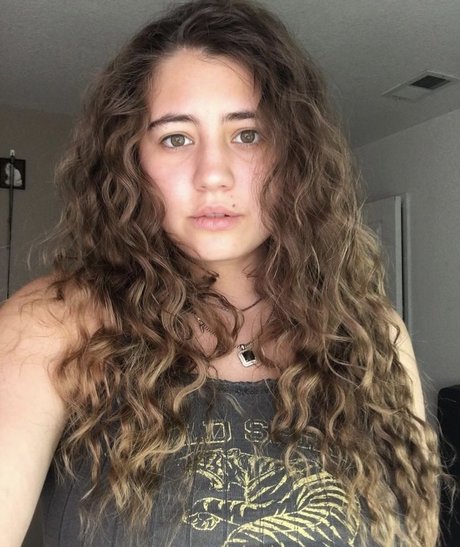 Lia Marie Johnson xxx étoile photo