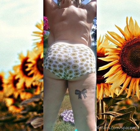 spaceEris actriz de alta calidad archivo