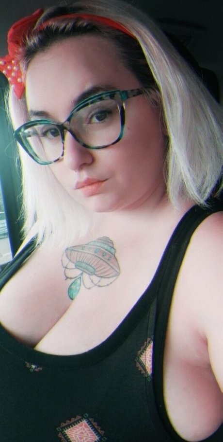 spaceEris belle actrice img