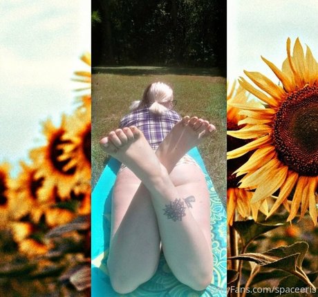 spaceEris nus étoiles galerie