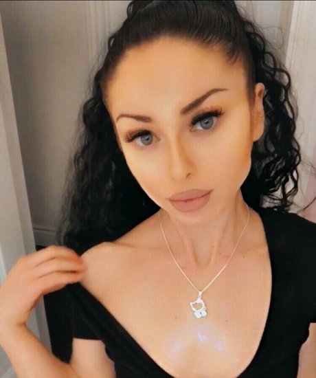 spicypeach8 actriz porno imagen