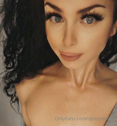 spicypeach8 modèles nus images