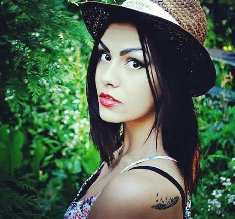 Nadinechase pornstar sexy photos