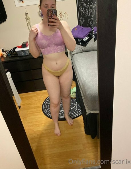 Scarlix modelo xxx foto