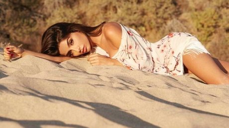 Mikaela Hoover top actress pics