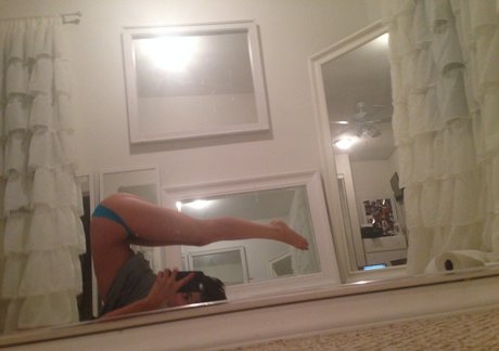 Mikaela Hoover art model archive