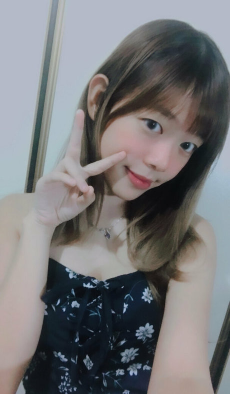 roselle888 modèle hd img