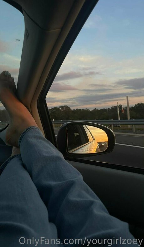 yourgirlzoey étoile photo