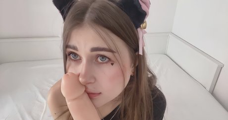 SuccubusNya hot model galleries